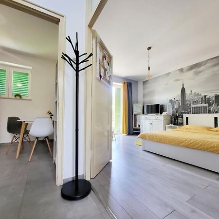 Cozy Apartment With Balcony 10 Min From The Beach Rijeka Exterior foto